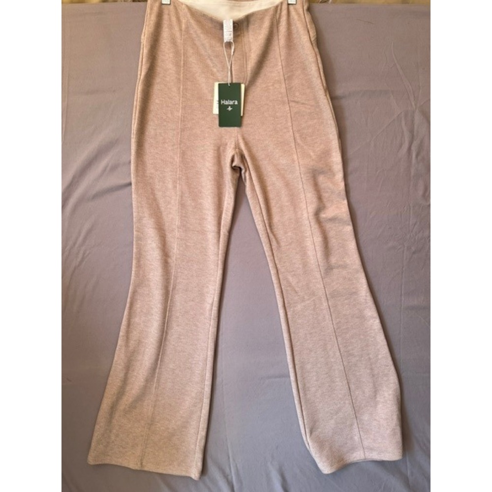 Halara Flare Pants Women Medium Tan NWT Ribbed High Rise Pintuck Athleisure